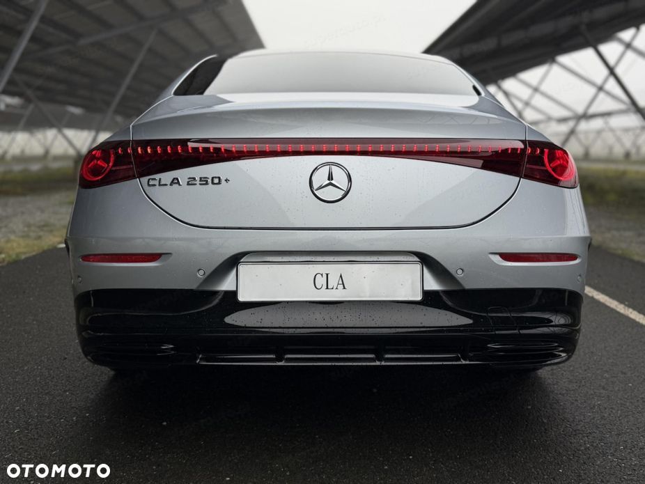 Mercedes-Benz CLA - 7