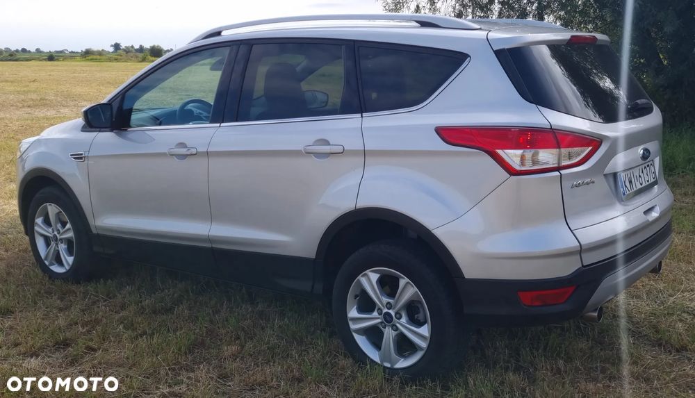 Ford Kuga - 11
