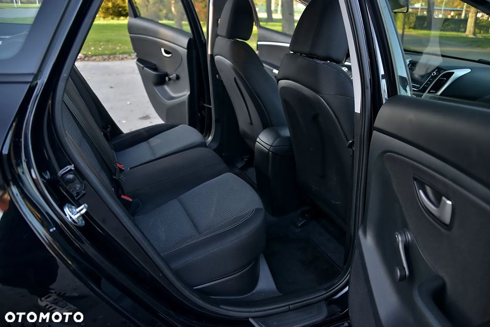 Hyundai i30 - 30