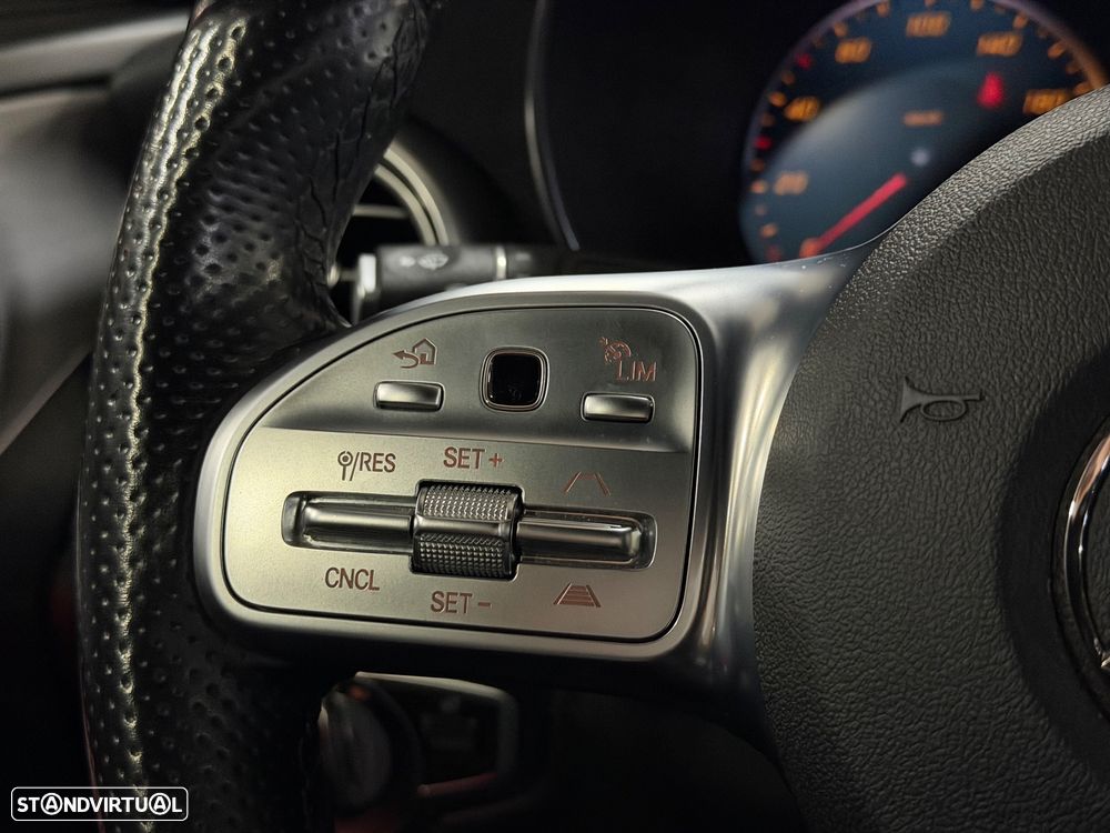 Mercedes-Benz C 300 e T 9G-TRONIC AMG Line - 16