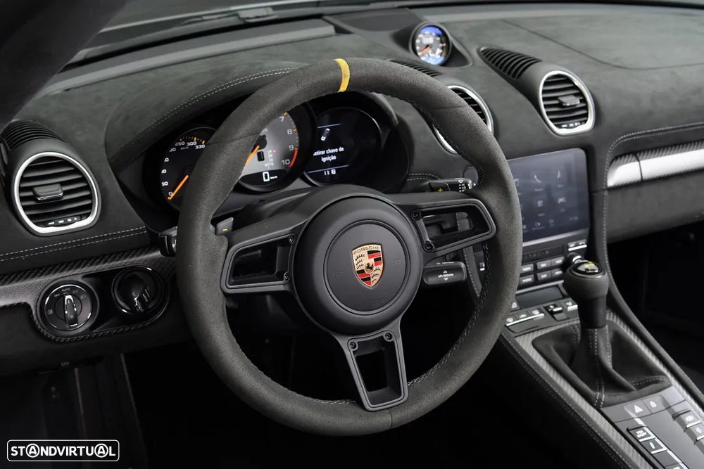 Porsche 718 Spyder RS - 28