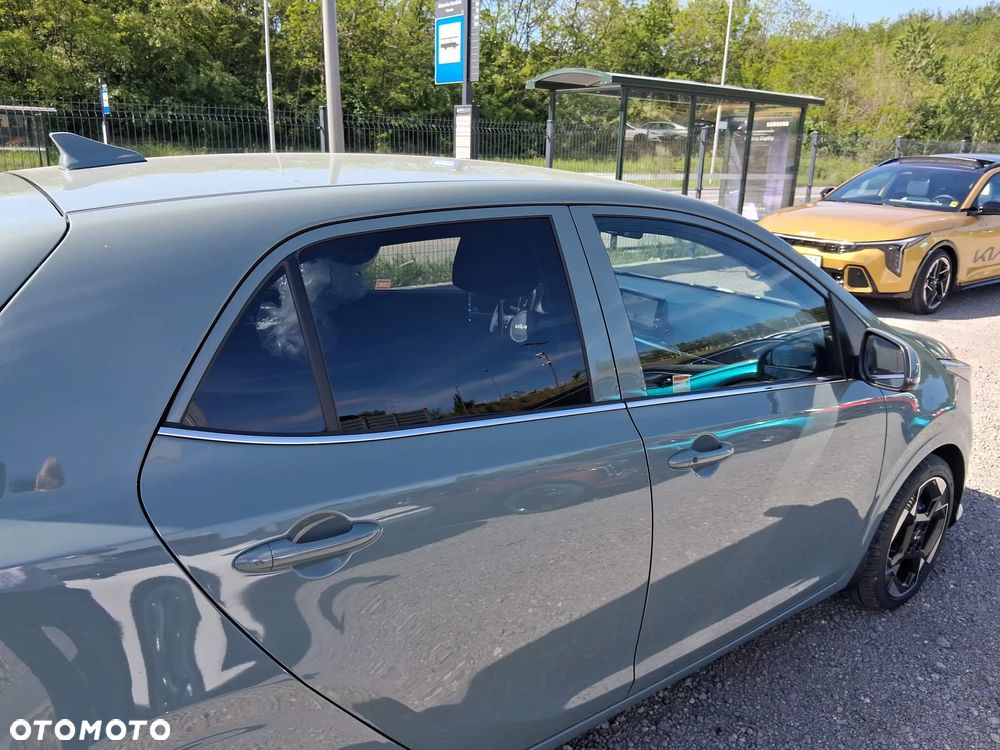 Kia Picanto - 25