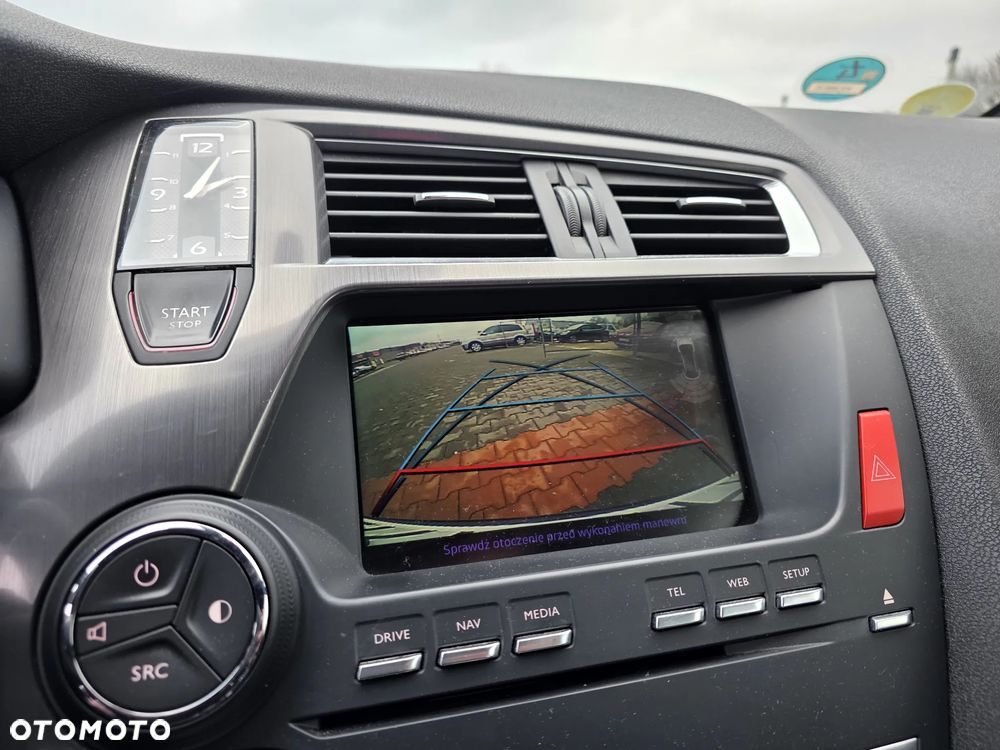 Citroën DS5 BlueHDi 120 EAT6 Business Class - 11