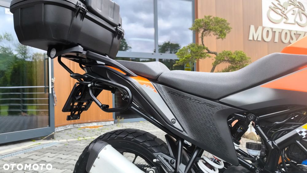 KTM Adventure - 32
