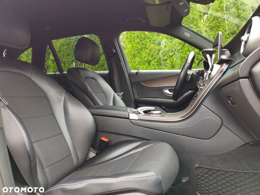 Mercedes-Benz GLC 250 d 4-Matic - 17