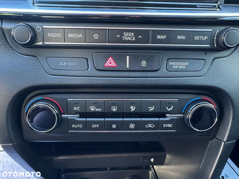 Kia Ceed - 15