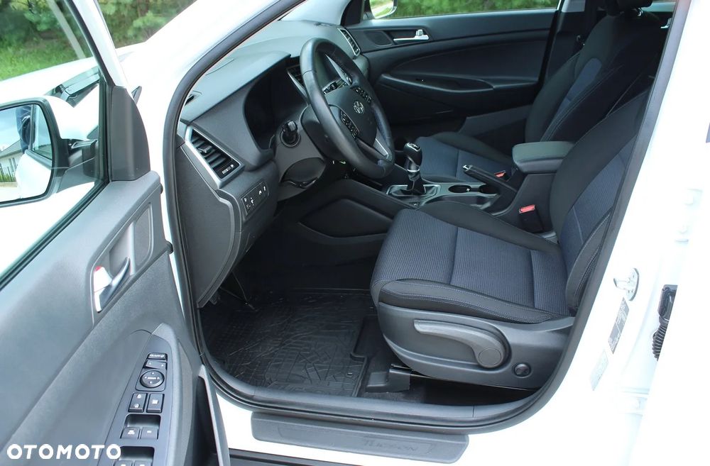 Hyundai Tucson 2.0 CRDi 4WD Passion Plus - 25