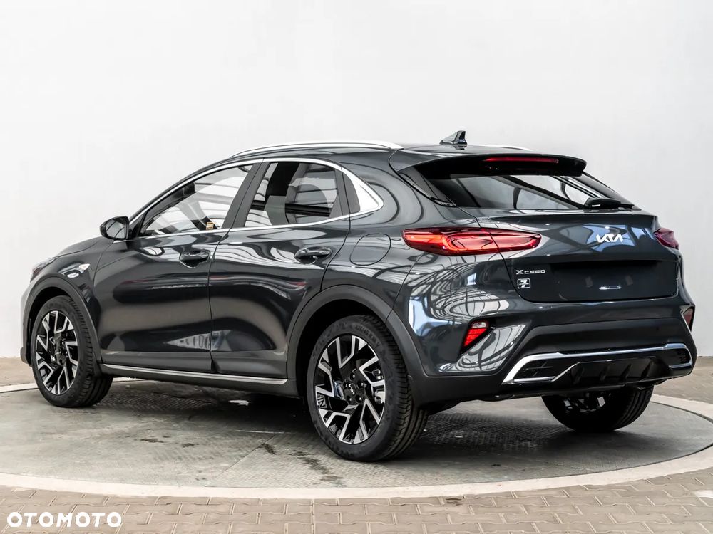 Kia XCeed 1.6 T-GDI M DCT - 4