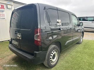 Citroën Citroën BERLINGO CX.AUT. 8V. 3 LUGARES C/GPS 130 CV - 3