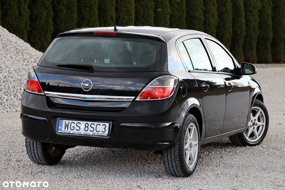 Opel Astra 1.6 ECOFLEX Start/Stop Innovation - 4