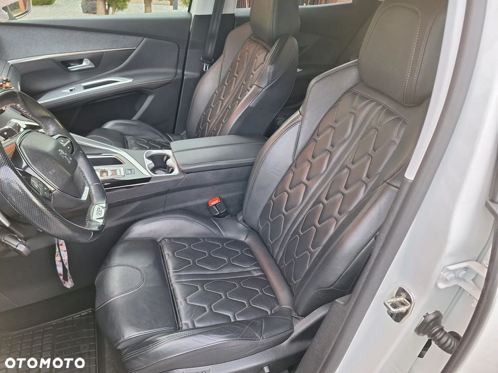 Peugeot 3008 - 18