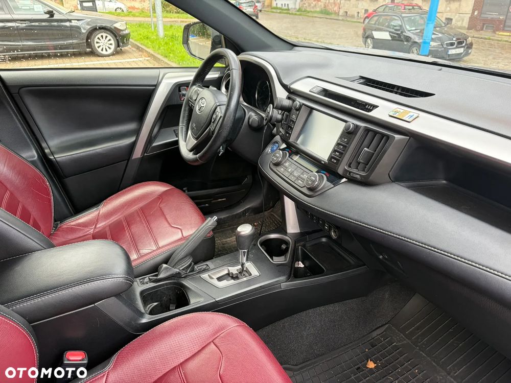 Toyota RAV4 Hybrid Selection 4x4 - 6