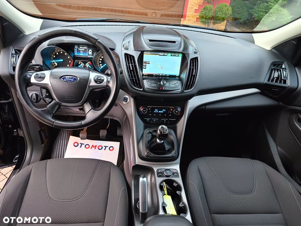 Ford Kuga 1.5 EcoBoost 2x4 Black & Silver - 32