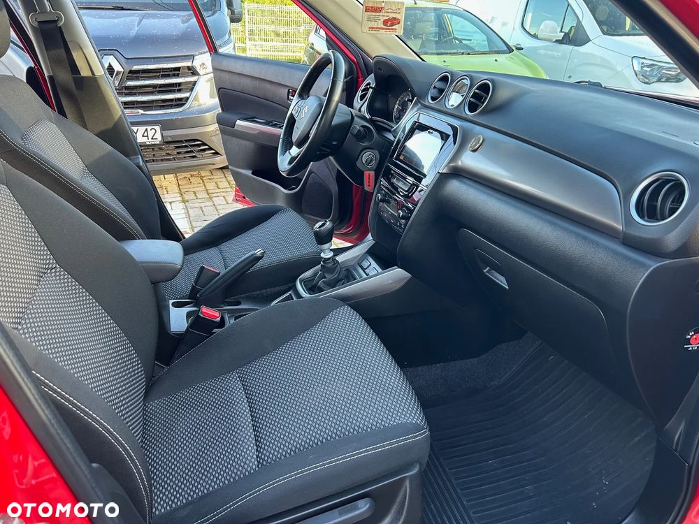 Suzuki Vitara 1.4 Boosterjet SHVS Premium 2WD - 19
