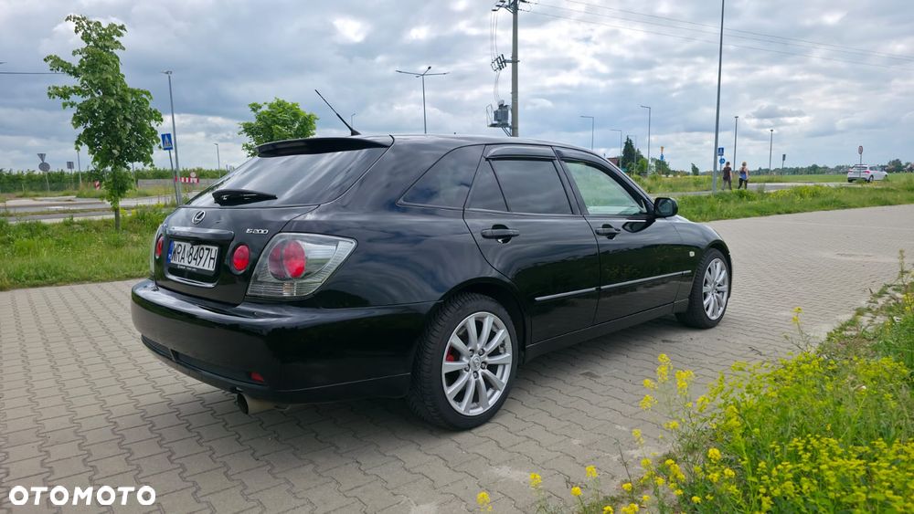 Lexus IS 200 SC Classic - 5