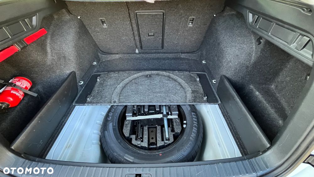 Skoda Octavia 1.5 TSI ACT Style DSG - 17