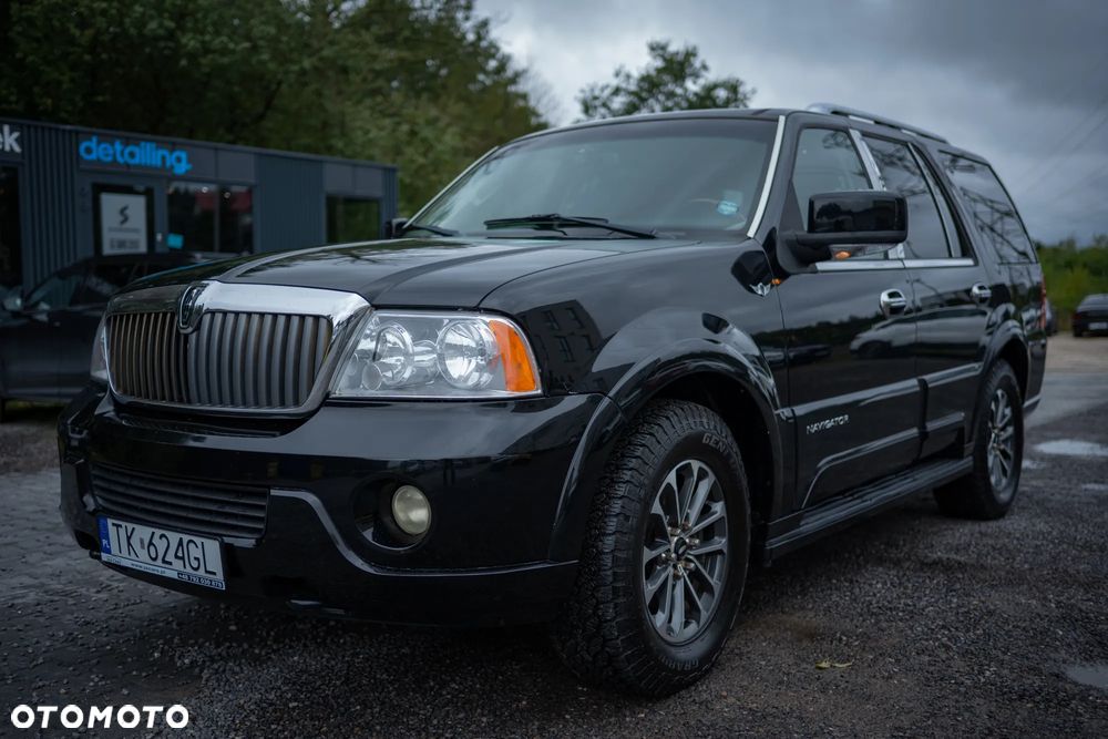 Lincoln Navigator 5.4 4WD - 32