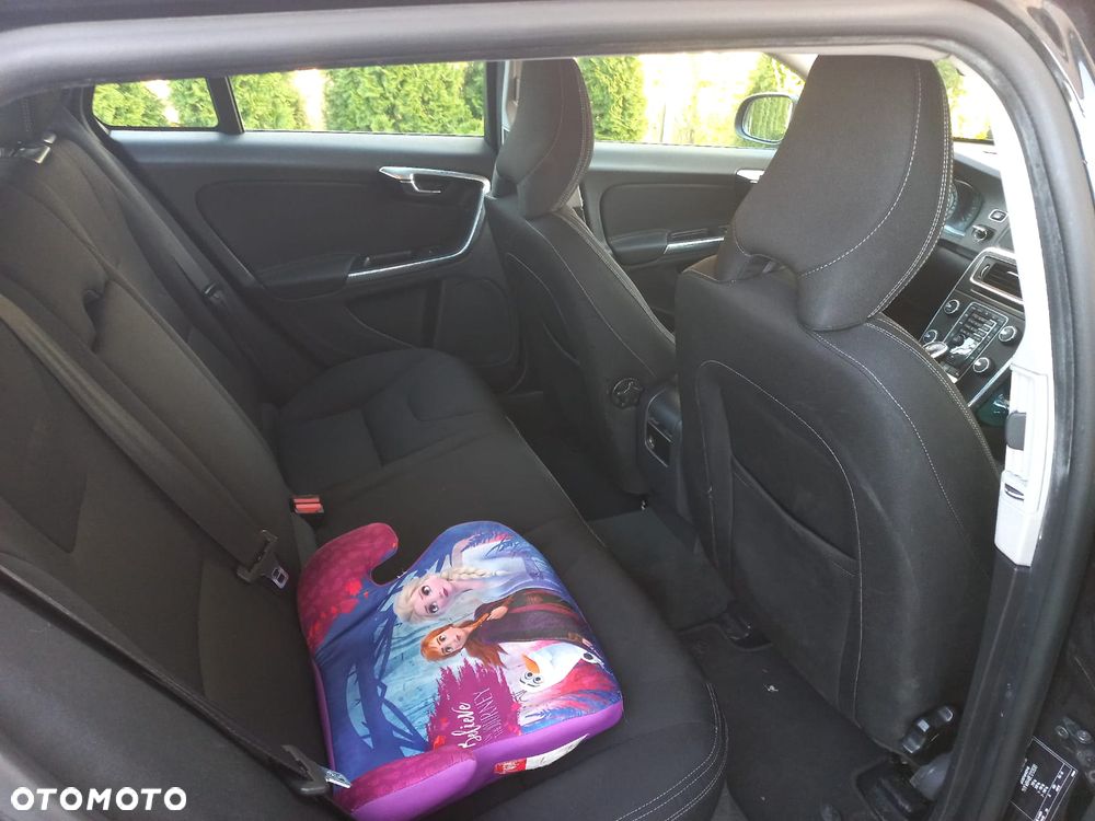 Volvo V60 D2 Geartronic Powershift Edition - 13