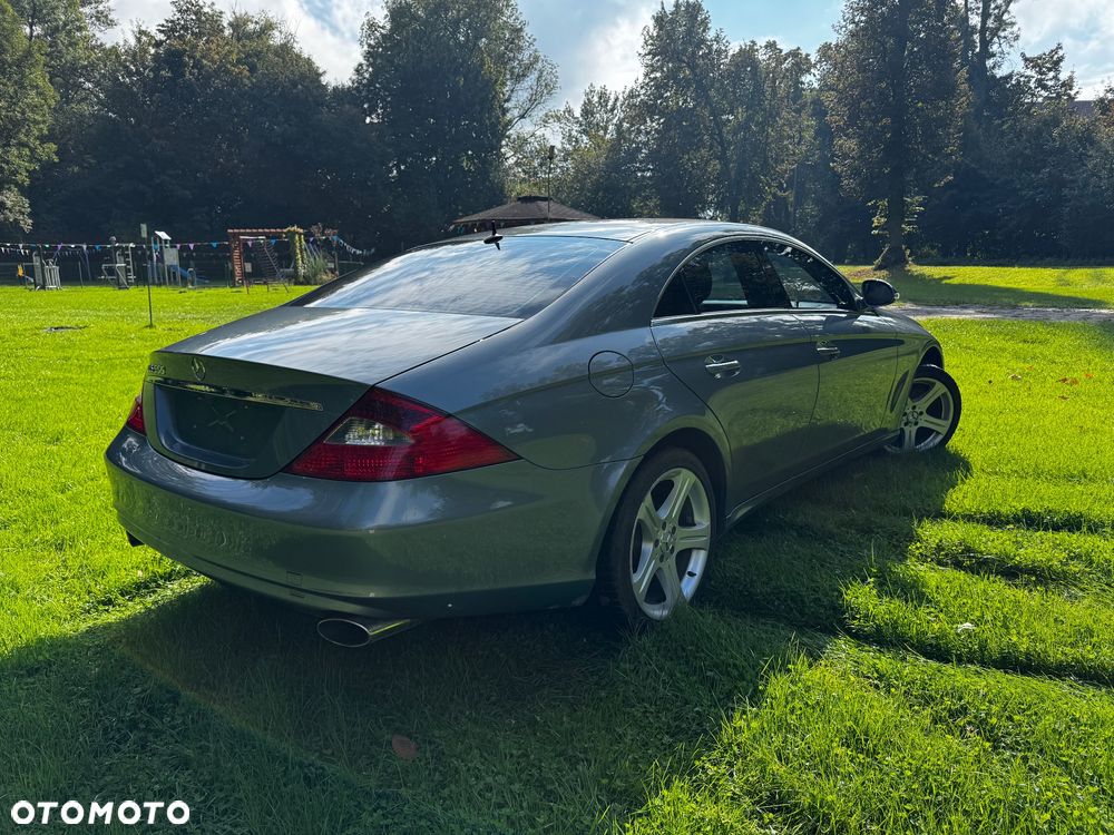 Mercedes-Benz CLS 500 - 2