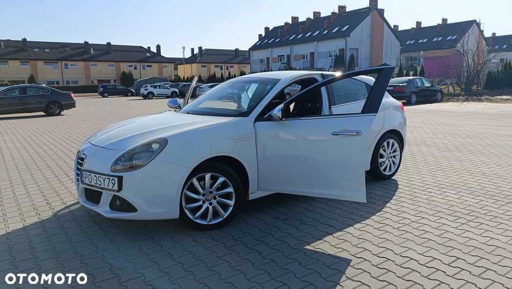 Alfa Romeo Giulietta 2.0 JTDM 16V Collezione - 8
