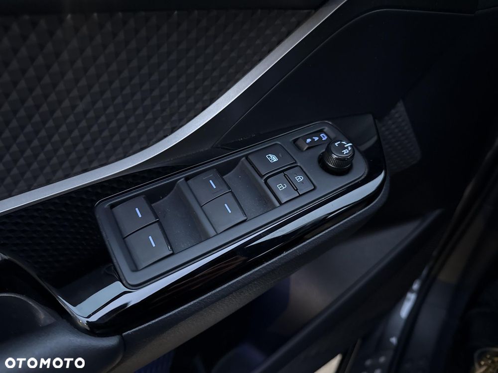 Toyota C-HR 2.0 Hybrid Executive - 25