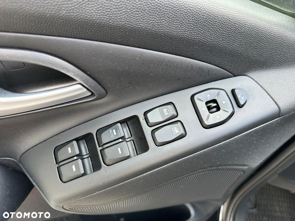 Hyundai ix35 2.0 CRDi Premium 4WD - 21