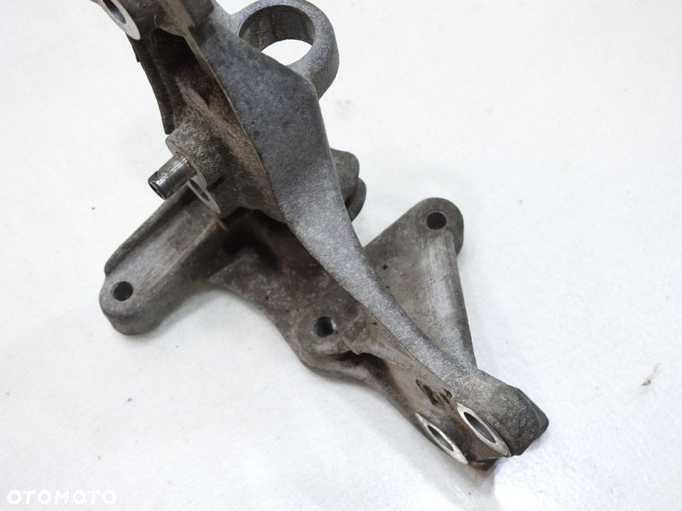 ŁAPA MOCOWANIE ALTERNATORA MAZDA 5 II 1.6 D - 6