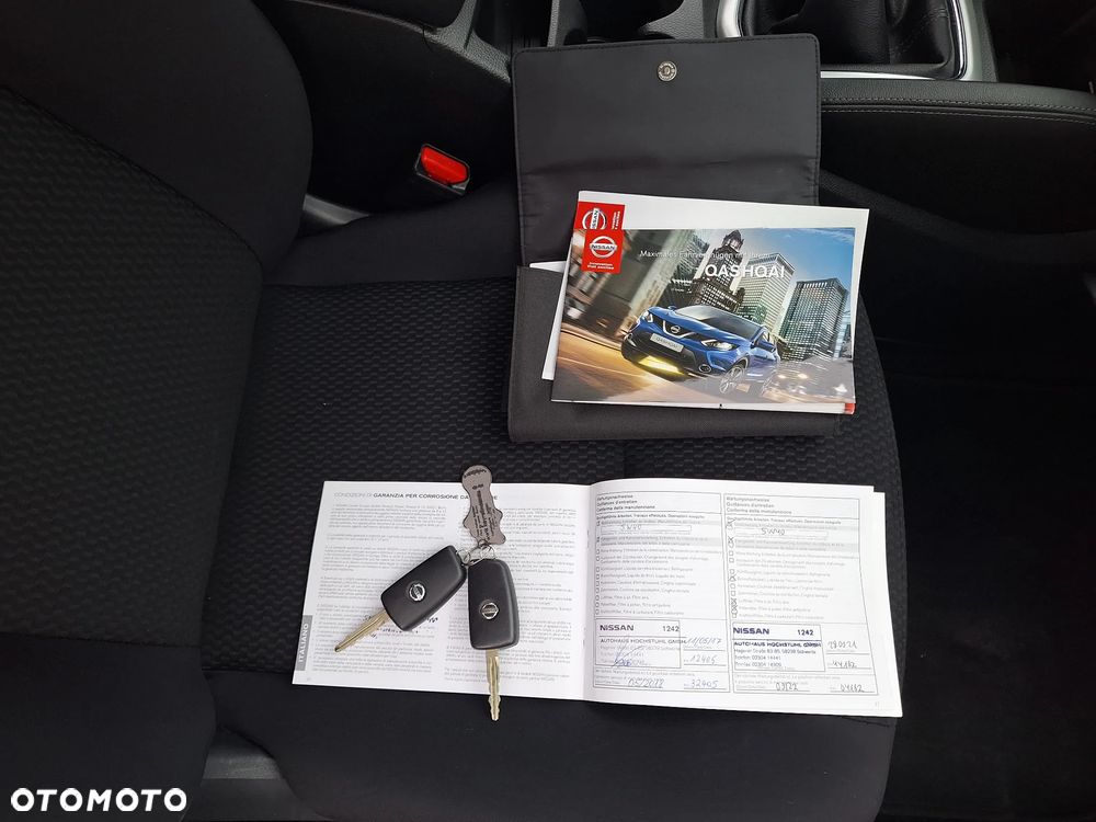 Nissan Qashqai 1.2 DIG-T N-Vision - 23