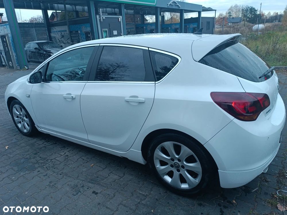 Opel Astra 1.6 T Sport - 4