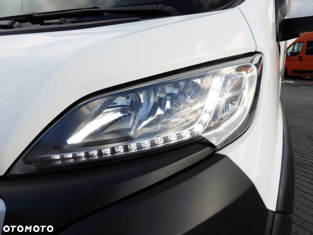 Peugeot BOXER PLANDEKA 8 PALET WEBASTO TEMPOMAT LEDY ASO KLIMATYZACJA  165KM - 23