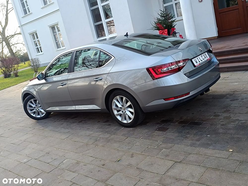 Skoda Superb 1.4 TSI ACT DSG Ambition - 11