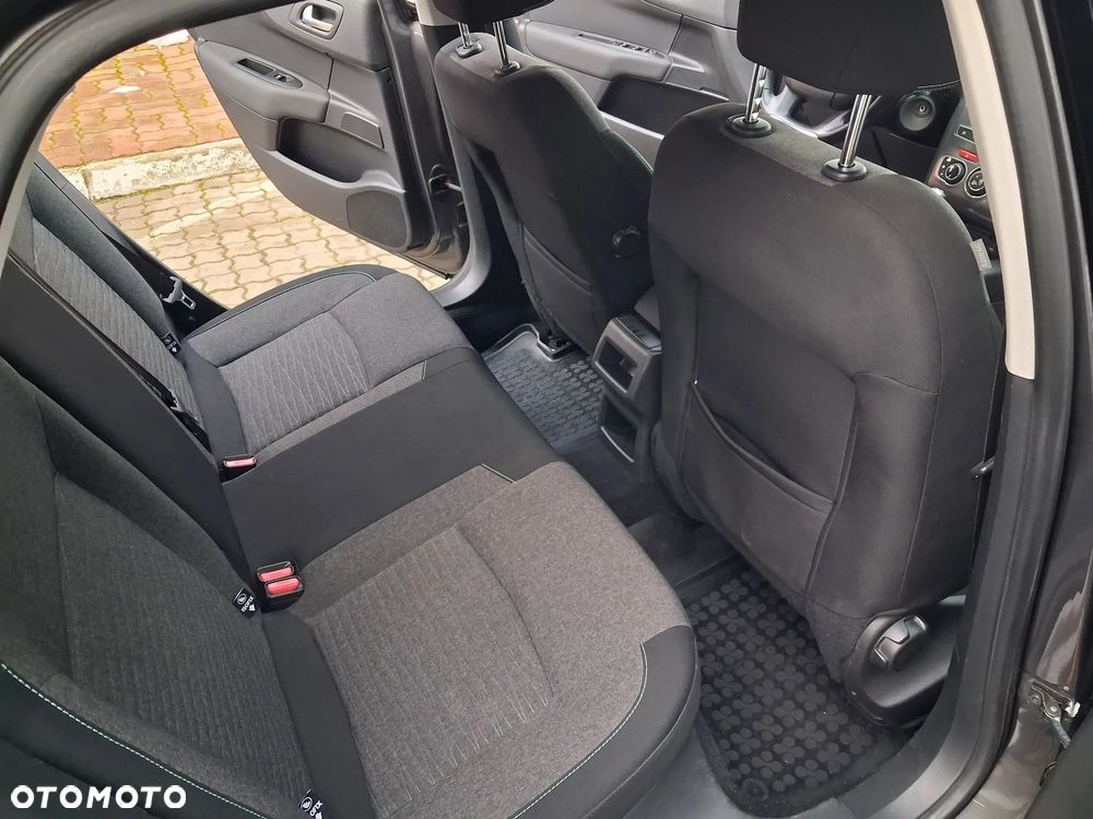 Citroën C4 1.6 VTi Feel Edition - 11