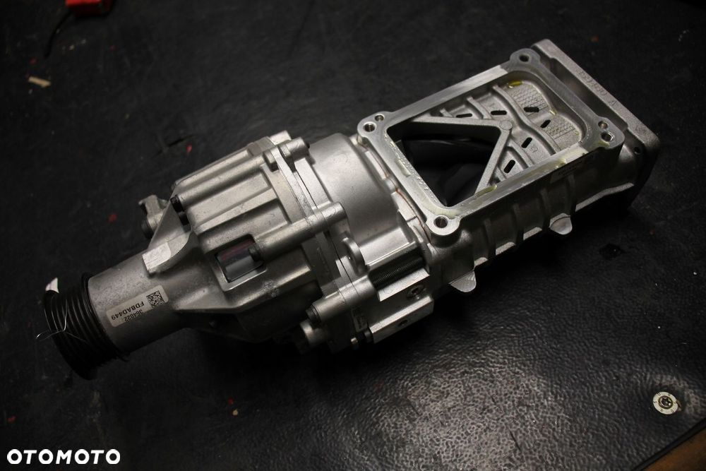 VOLVO V90 S90 XC90 XC60 V60 S60 SPRĘŻARKA KOMPRESOR T6 T8 31441749 - 1