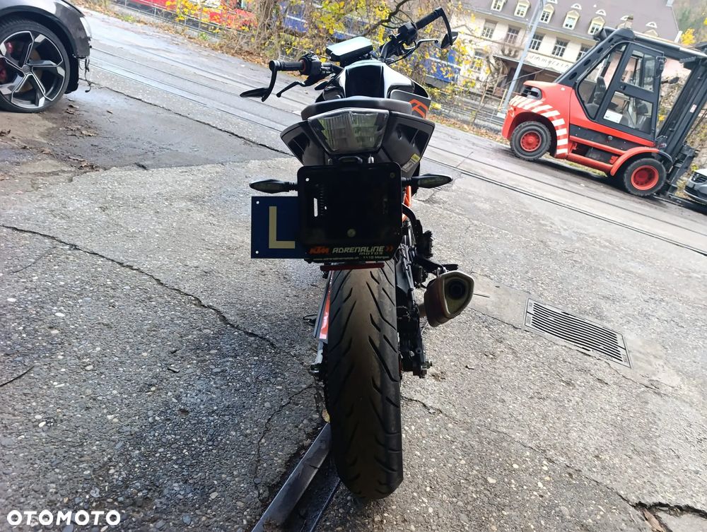 KTM Duke - 17