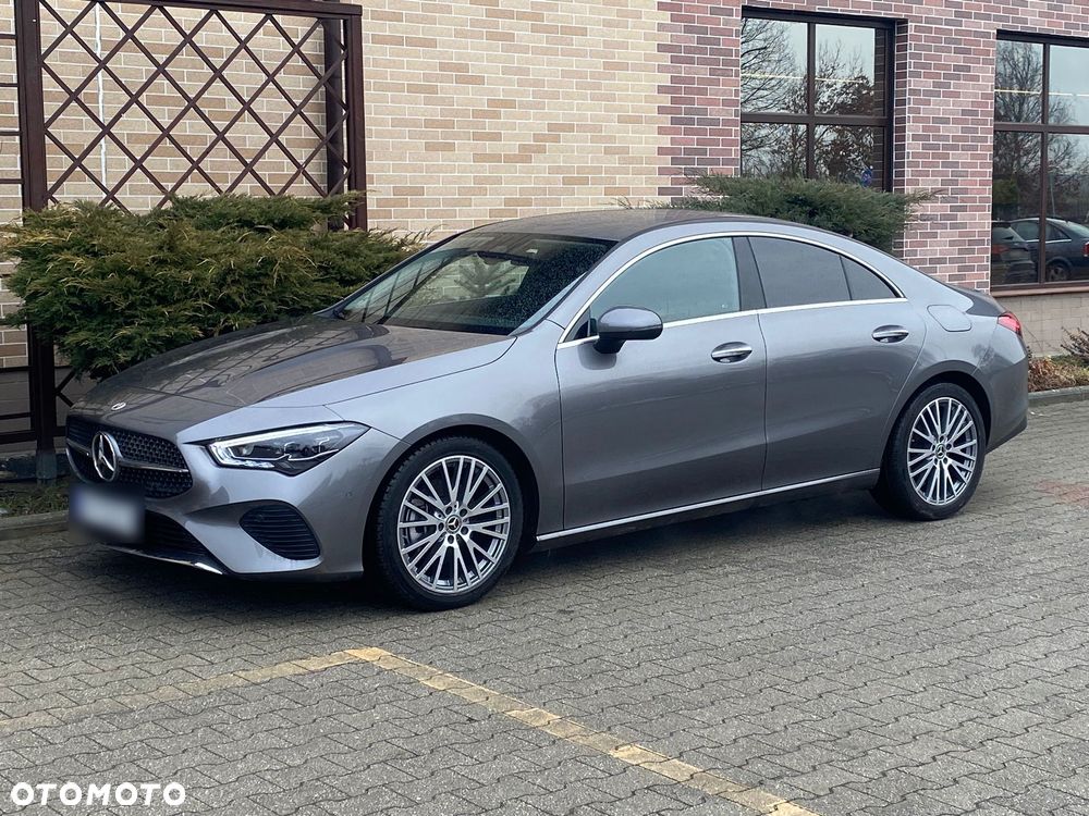 Mercedes-Benz CLA 180 Progressive 7G-DCT - 1