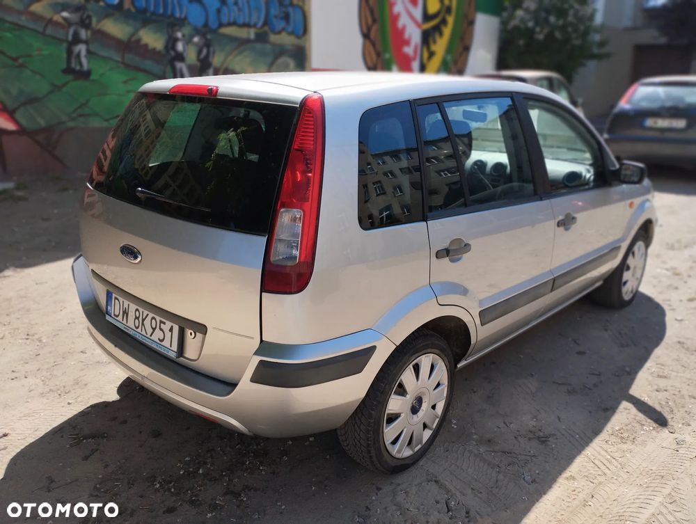 Ford Fusion 1.4 Trend - 4