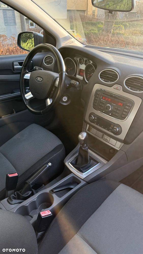 Ford Focus - 17