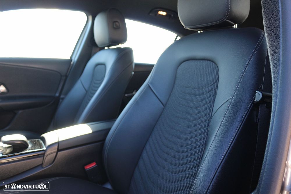 Mercedes-Benz A 250 e Style Plus - 36