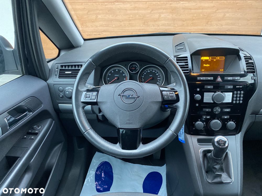 Opel Zafira 1.8 Design Edition - 26