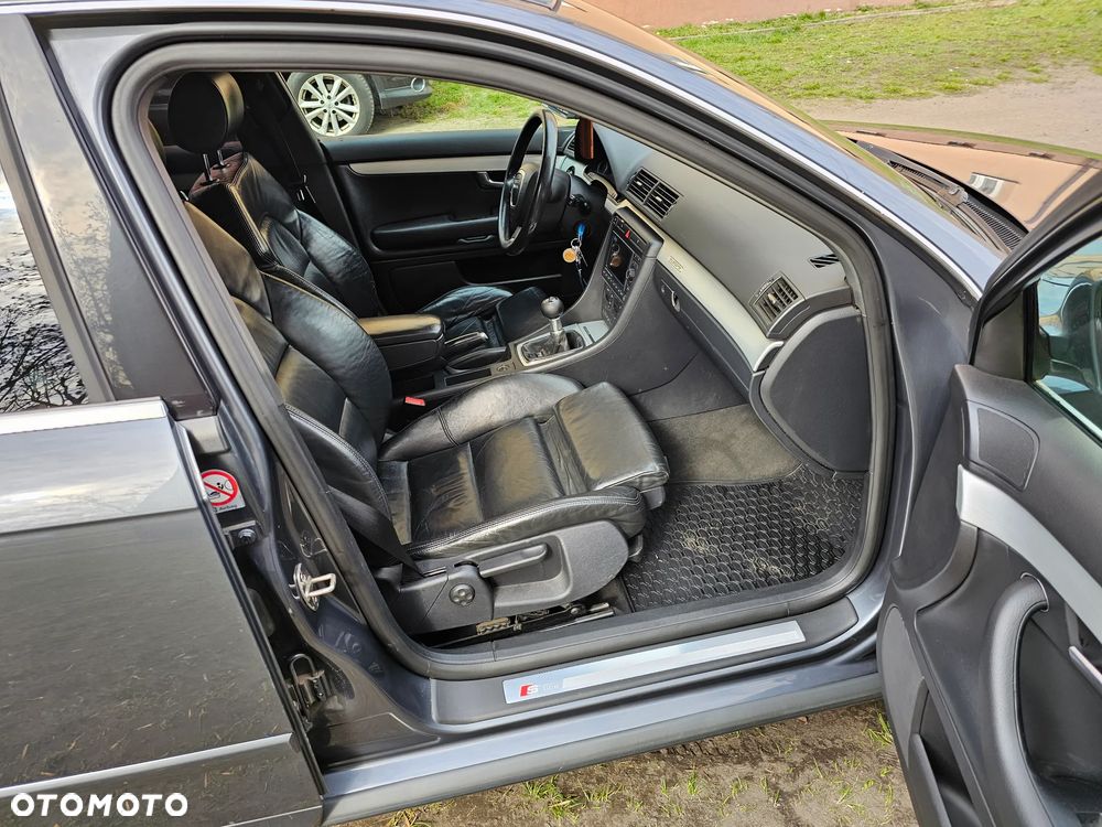 Audi A4 Avant 2.0 T FSI quattro - 20