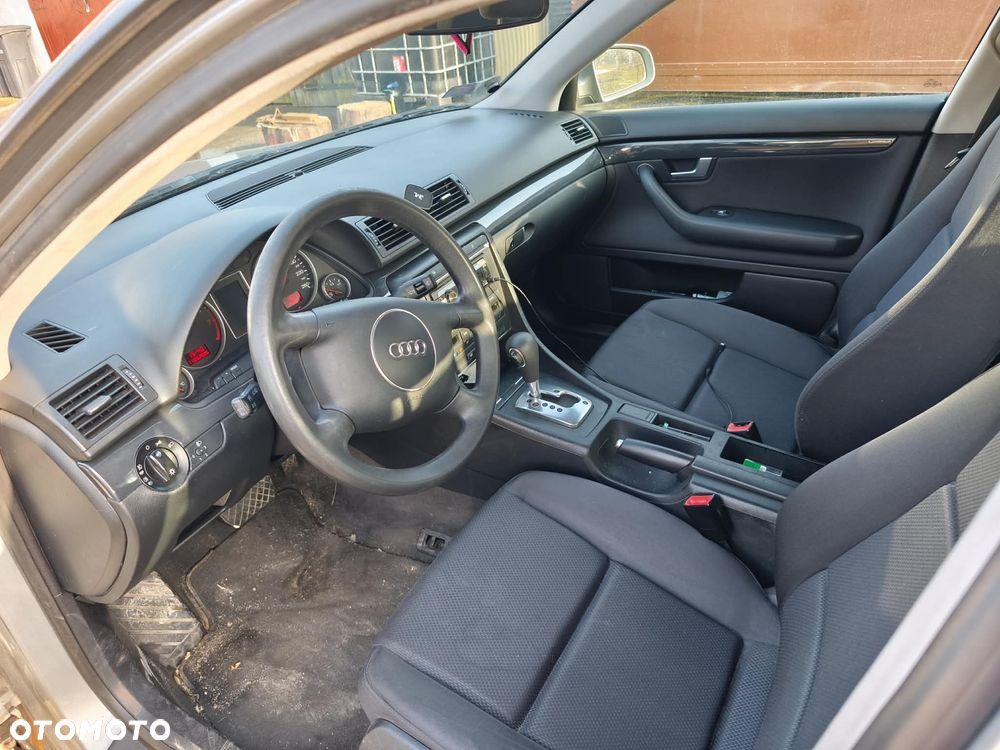Audi A4 Avant - 6