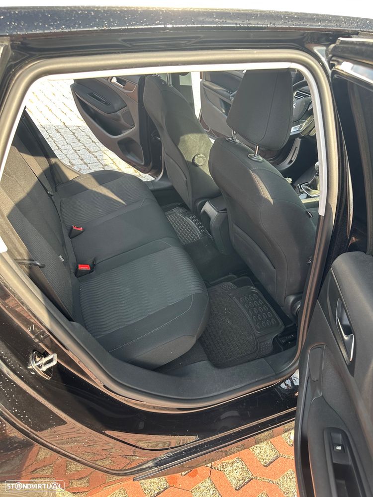 Peugeot 308 SW 1.6 BlueHDi Allure - 12
