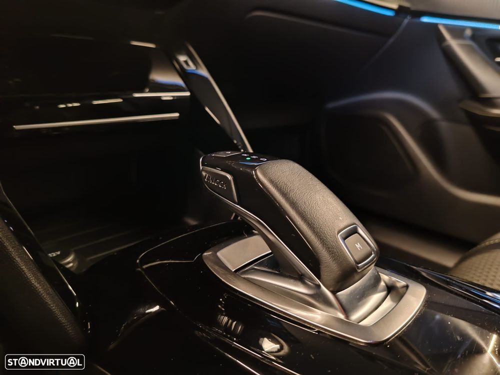 Peugeot 2008 1.5 BlueHDi GT EAT8 - 17