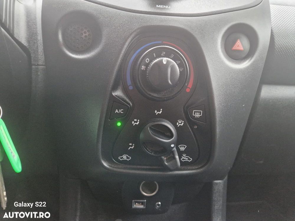 Toyota Aygo 1.0 VVY-I 5 usi X-voice - 15