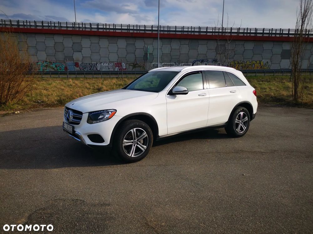 Mercedes-Benz GLC - 13