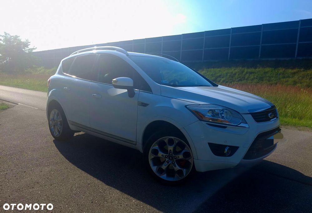 Ford Kuga 2.0 TDCi 4x4 Titanium - 13