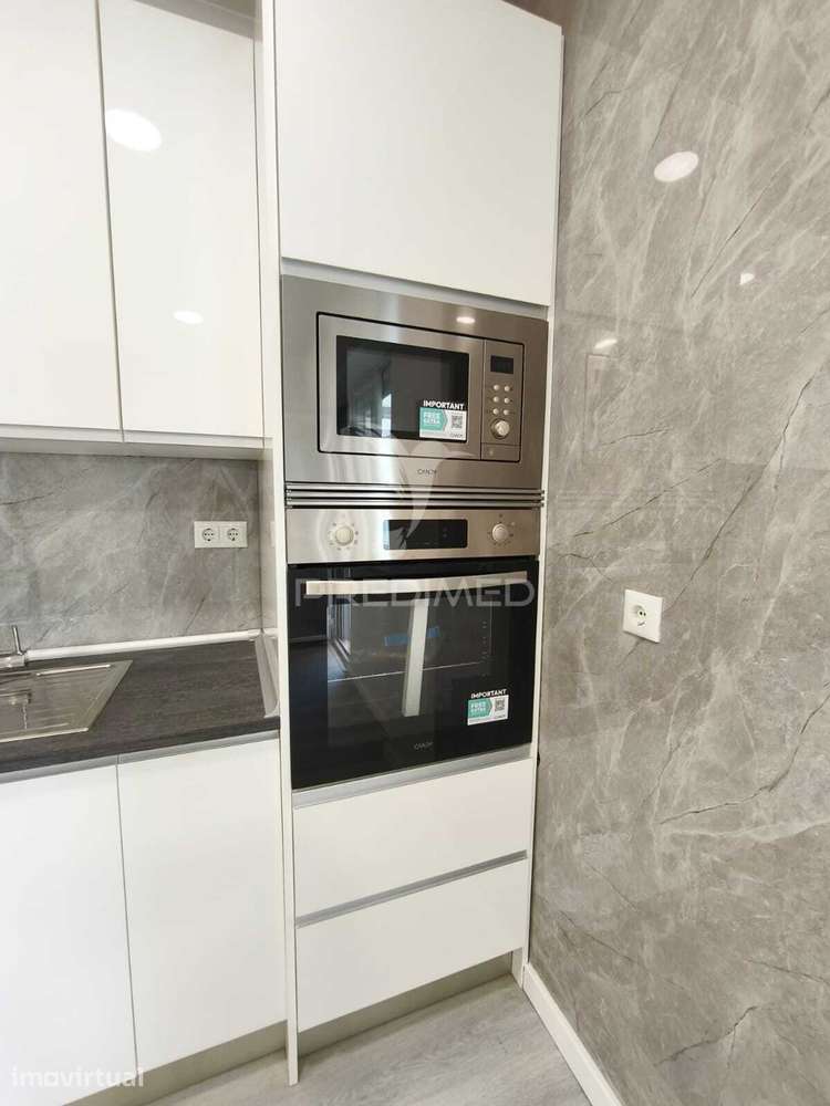 Apartamento T1 remodelado - Grande imagem: 4/17