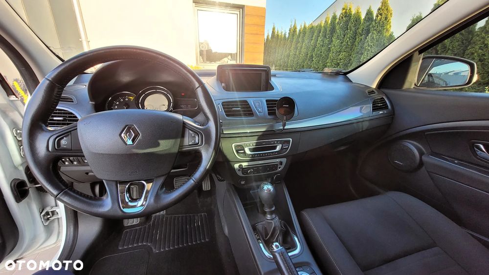 Renault Megane ENERGY TCe 130 LIMITED - 9