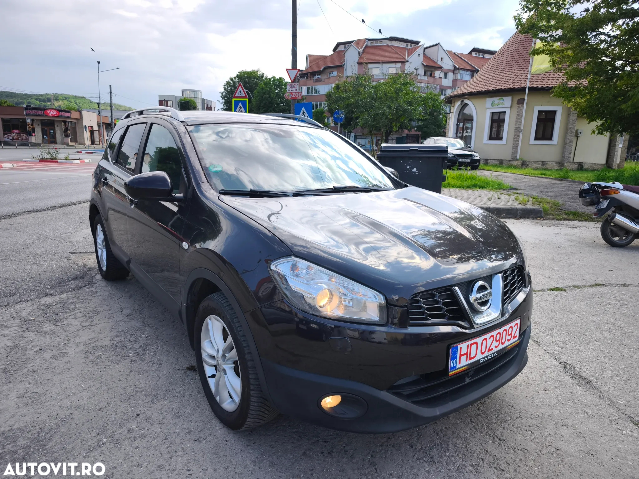 Nissan Qashqai+2 - 5
