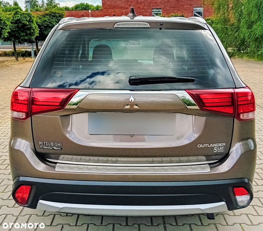 Mitsubishi Outlander 2.0 City Style 2WD - 6